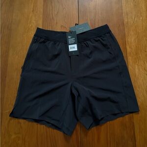 TEN Thousand Interval Short 7in Unlined Workout Gym BLACK MEDIUM